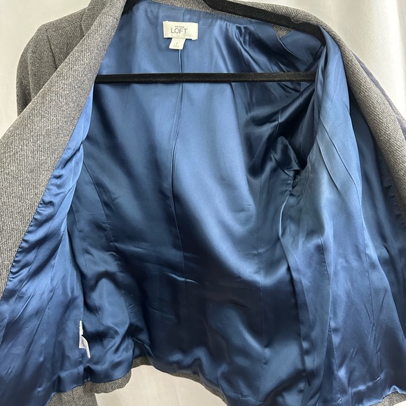 Ann Taylor Loft Suit Jacket Women’s Gray Two Button Lined Wool Blend Size 6 - Picture 5 of 8